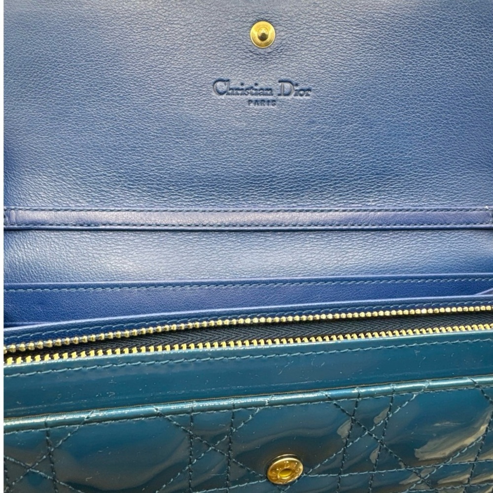 Authentic Christian Dior patent wallet with chain - Picture 2 of 11